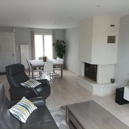 Chambres Dans Maison Proche Circuit 24H Du Mans בית אירוח